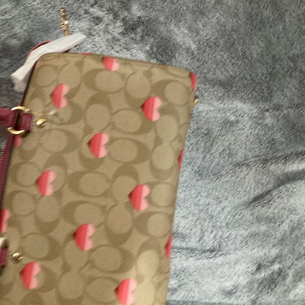 RARE HTF Coach Rowan Pink Heart Print Signature Satchel & Htf Charm bundle! - Picture 3 of 6